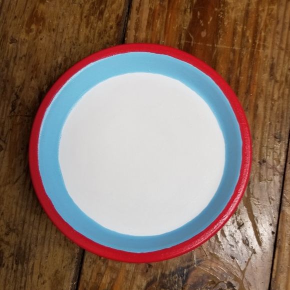 Hand Painted Decoupaged Red, White & Light Blue 6" Flower Pot, Matching Saucer - Picture 5 of 7